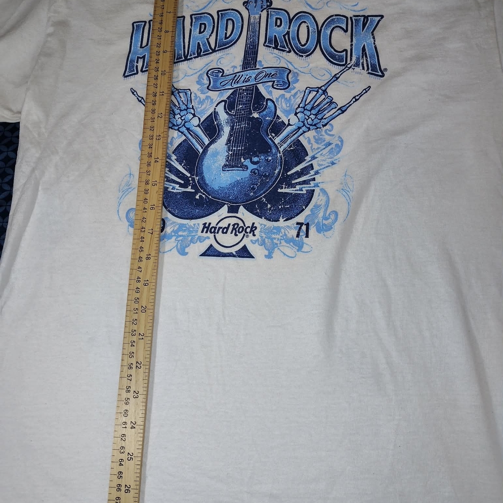 Hard Rock Cafe Blue and White Graphic Short Sleeve Tee - Picture 5 of 6